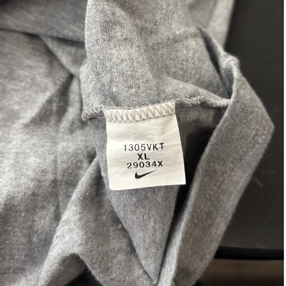 Vintage Nike Purdue University Just Do It Raglan T- Shirt Gray Black Slim Fit XL - Picture 5 of 5